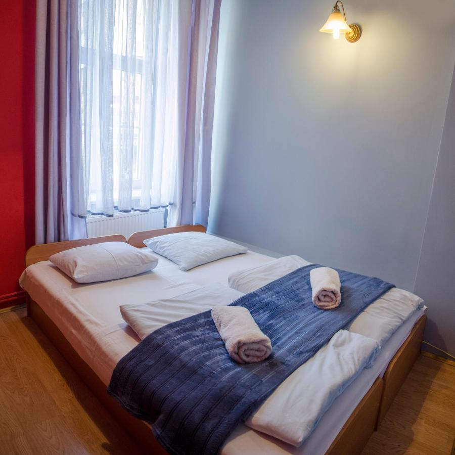 Krakow Hostel Экстерьер фото
