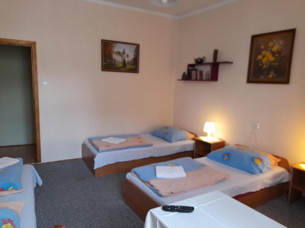 Krakow Hostel Экстерьер фото